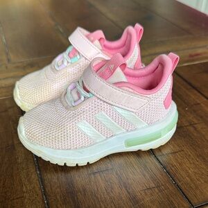 Adidas Kids Racer T23 Light Pink and White Sneakers size 5